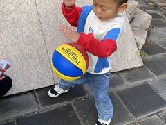 -悦动体能篮球羽毛球网球(三里河店)