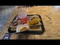 -Pistolera Mexican Cantina女枪手墨西哥餐厅(碧云路店)