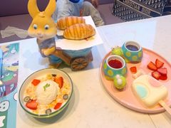 -水桶王国主题餐厅·聚会·生日派对·亲子活动·家庭套餐(亚龙湾希尔顿店)