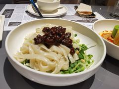 炸酱面-小大董·烤鸭(观景餐厅·南京西路店)