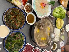 -官塘陈记鱼生·潮汕砂锅粥·牛肉火锅(潮枫路总店)