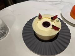 -潮一不贰·法式甜品·生日蛋糕·西式简餐(外滩店)