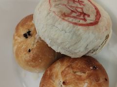 鲜肉月饼-格瑞思动物奶油生日蛋糕(圆融店)