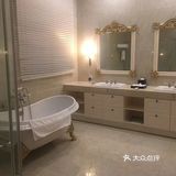 拿照片一问起他们还会记得这是芽庄！其他的也就可圈可点了