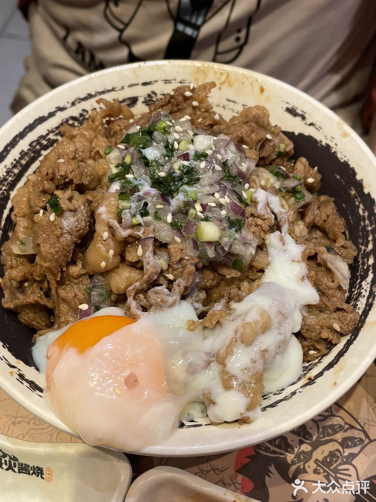 天呐！火爆上海的烧肉丼饭店开到深圳啦！！
