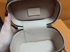 -LV路易威登(杭州万象城店)