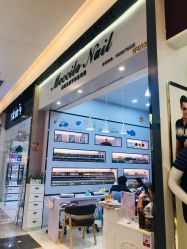 -美斯洛美甲美睫连锁店