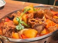 大盘鸡自带皮带面-贯贯吉·清真餐厅(浙江中路店)