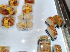 -85度C(生甜甜圈研究工坊·上海平凉店)