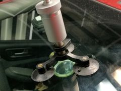 -鲨鱼皮汽车凹陷玻璃修复(静安店)