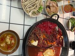 -扎起市井老火锅(乐山总店)
