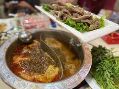 -尚品海鲜肥牛自助火锅(湖明店)