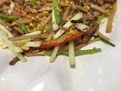 香菜韭黄桂花炒云腿-铜锣湾·有麝自然香(长嘉汇购物公园店)