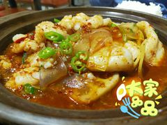 -极有家小鱼小鸡石锅煲(佳兆业店)