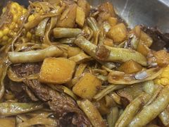 -内蒙焖面大盆骨餐馆(山大路店)