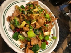 -云海肴·汽锅鸡·云南菜(天山百盛优客店)