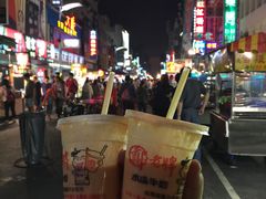 -六合夜市