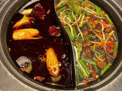 菌汤鸳鸯锅-袍家大院重庆火锅(文安路店)