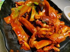 海鲜炒年糕-本家韩国烤肉(青岛万象城店)