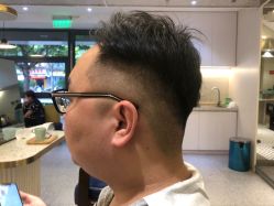 -PE SALON