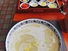 -桥馫源蒙自过桥米线(蒙自店)