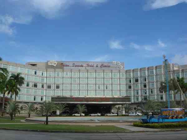 tinian dynasty hotel&casino-" 作为天宁岛上唯一的一家酒店,所.