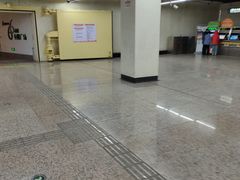 -人民广场(地铁站)
