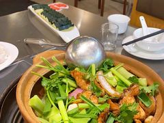 -胡须佬鸡煲四季火锅店(石厦西村直营店)