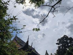 -龙华寺
