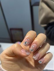 -UGIRL有个美甲