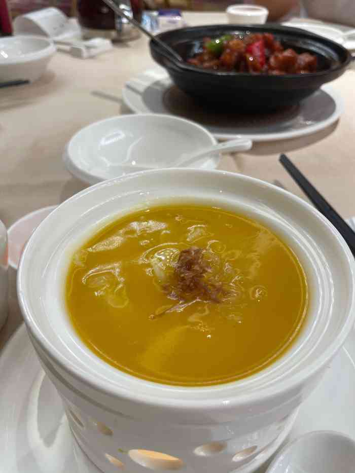 唐宴海鲜酒家-"#蹭饭使我愉悦 老妈说是虾佬对面,我心.