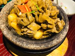 石锅手打牛肉丸-潮堂(环球金融中心店)
