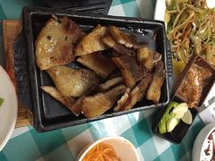 益百岁牛尾汤(辛庄街牛尾汤店)-益百岁牛尾汤主题餐厅(辛庄街店)