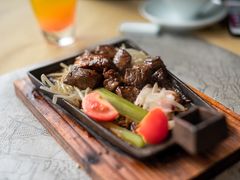 -穹六人间 people 6(岳阳路店)