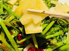 -雀舞云南菜(天津天河城购物中心店)