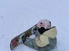 -亚布力新体委滑雪场