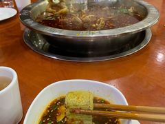 -刘胖娃鱼庄·特色肥肠鱼(杨家坪店)