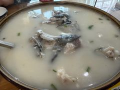 奶汤鱼头-美顺香食府鱼头老店(雪野湖店)