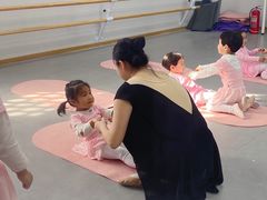 -予荷舞蹈(盛景校区)