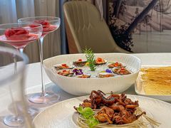 -品海楼·大连海胆锅贴馆(东港店)