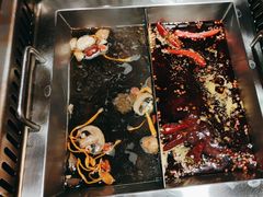 -吴氏老牌坊云南鱼豆花火锅店(通江街店)