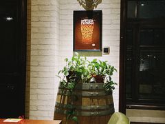 -麦落精酿啤酒餐吧(先农大院店)