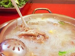 -老石黑山羊毛驴肉火锅(金凯广场店)