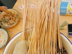 -拈签一笑黄牛肉辣卤串串