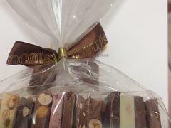 -Laderach 莱德拉(上海环贸iapm店)