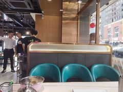 大堂-四季烟火烧烤酒场