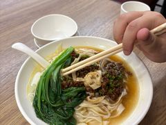 炸酱刀削面-面点王·臻选(海岸城分店)