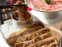 -小龙翻大江文化火锅(宽窄店)