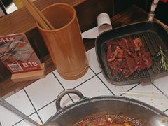 -热火朝天鲜切牛肉火锅(南强街巷店)