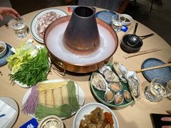 -日进一片海.生腌海鲜火锅.宵夜烧烤(三里屯总店)